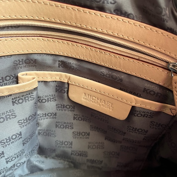 Michael Kors Tan Snake Print Tote - Picture 4 of 11